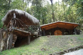 CabañaHobbitExt4 Conexión con naturaleza